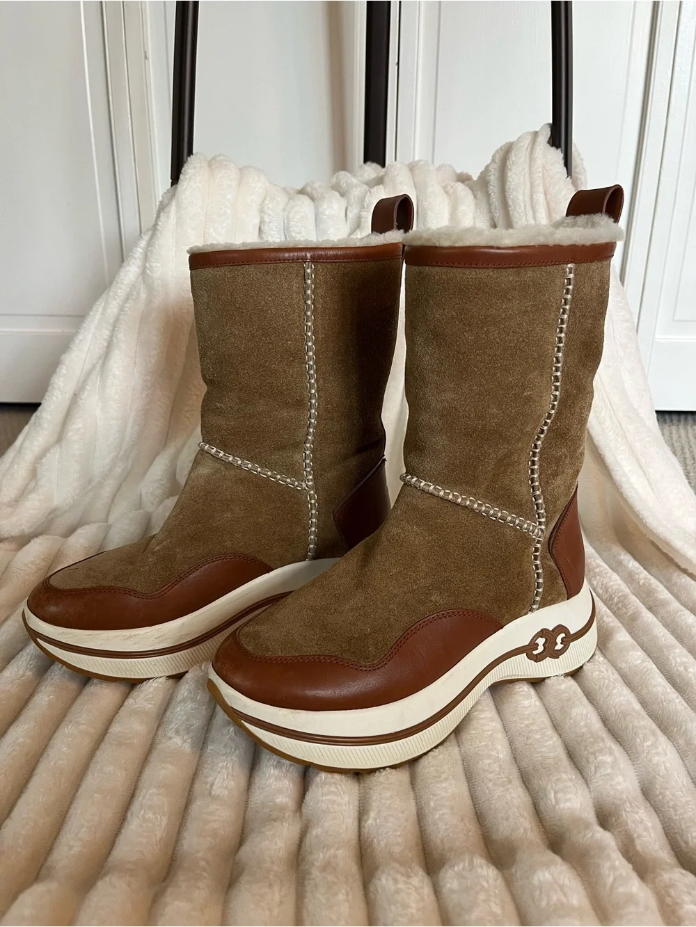 Tory Burch Gemini Link Platform Shearling Boots